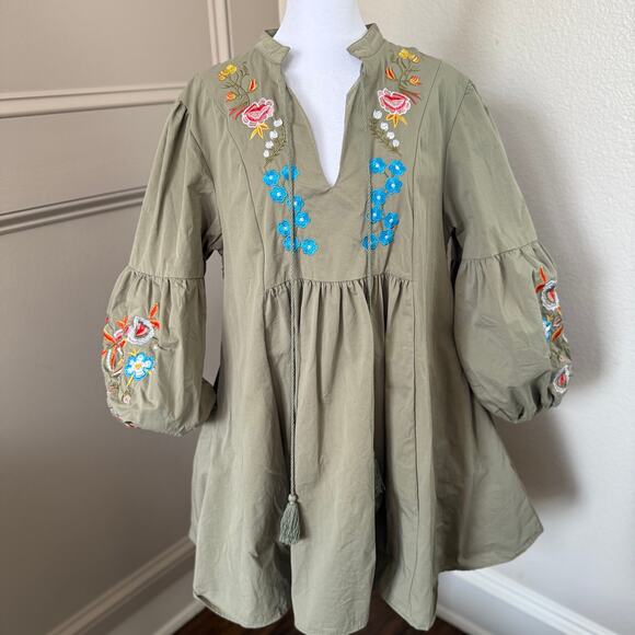 Women's V Neck Long Lantern Sleeve Shift Mini Dress Bohemian Embroidered Size M - Picture 1 of 12